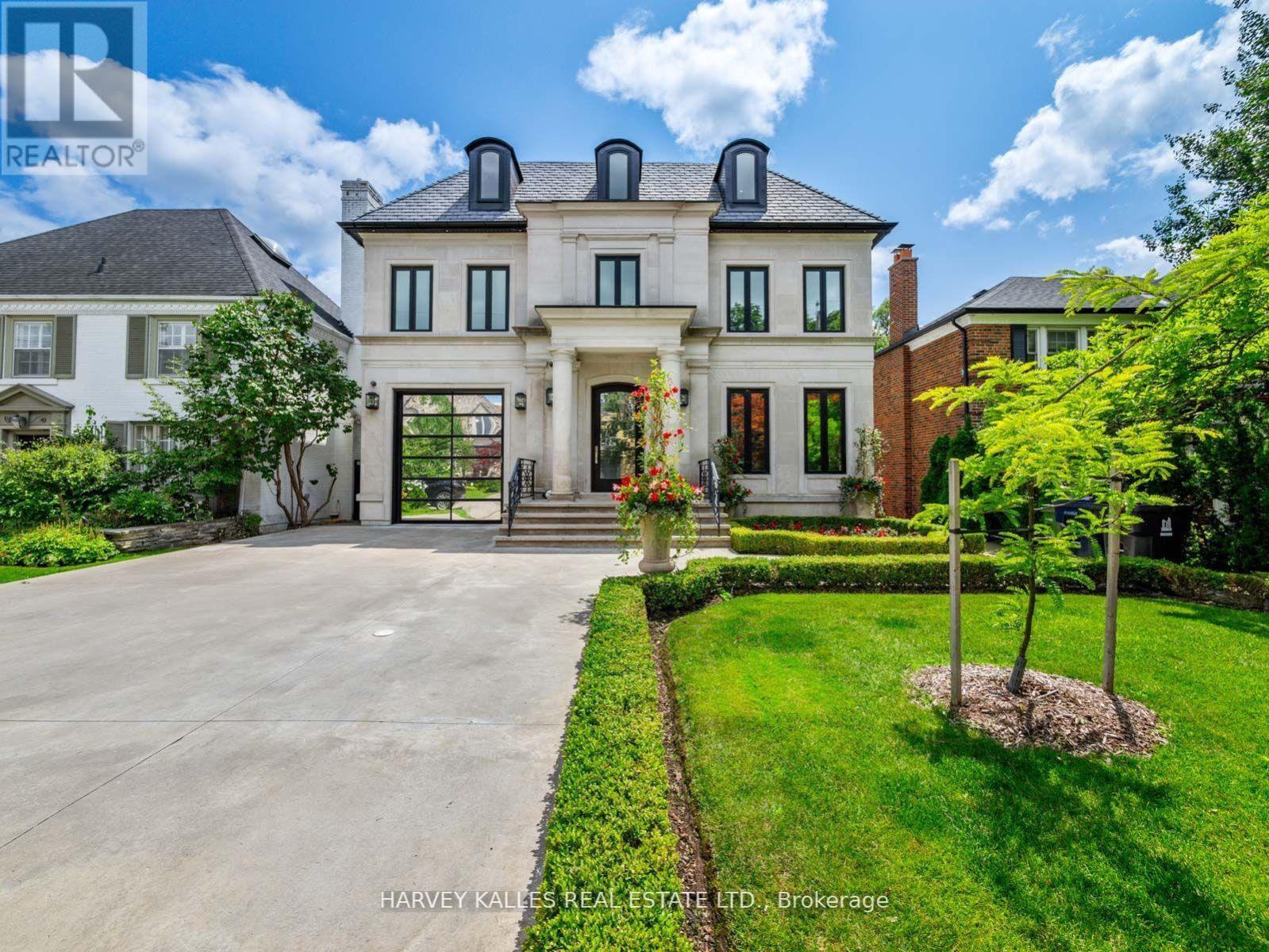 327 Cortleigh Boulevard