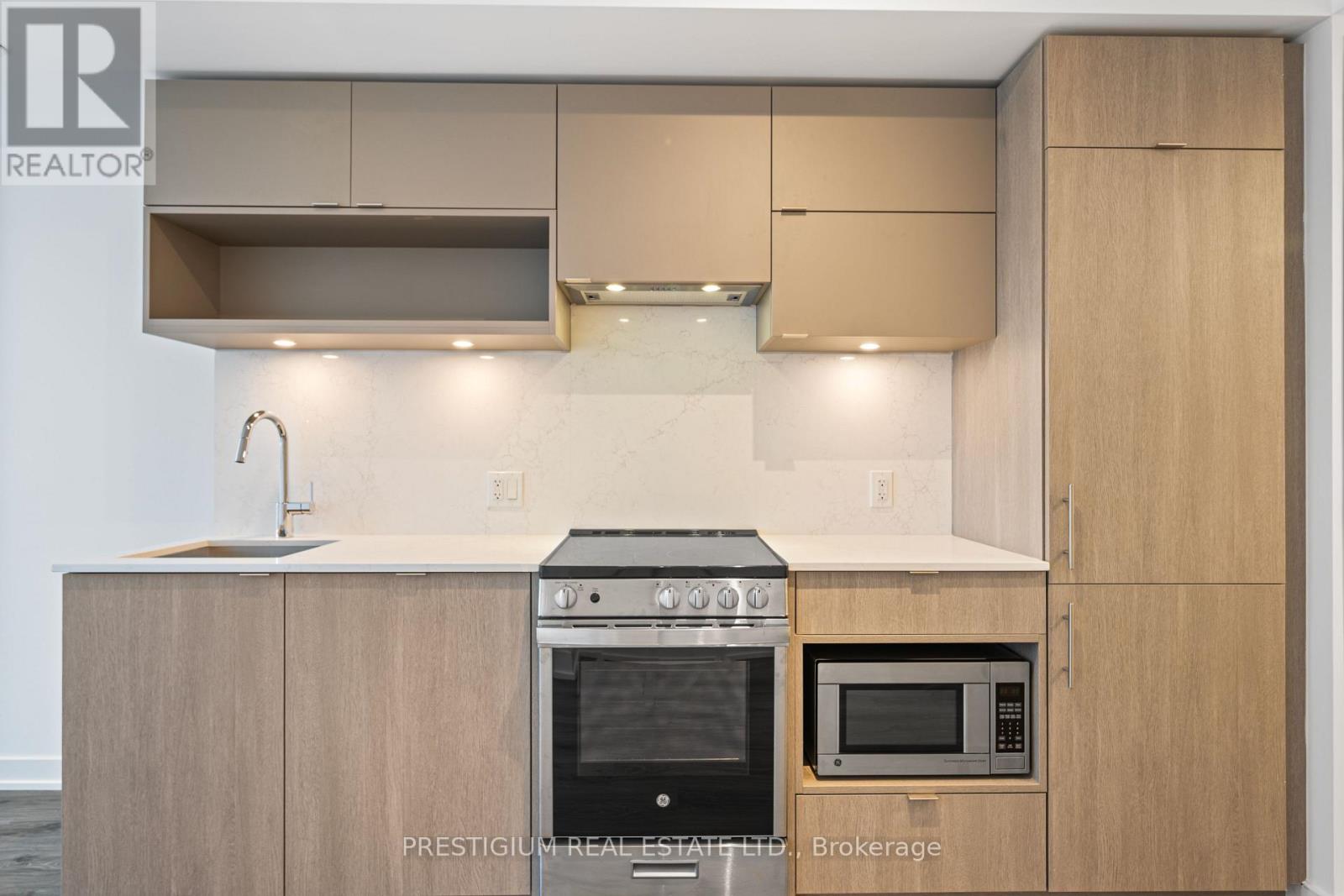 1801 - 100 Queen Street E, Toronto, Ontario  M5C 0B5 - Photo 11 - C13224518
