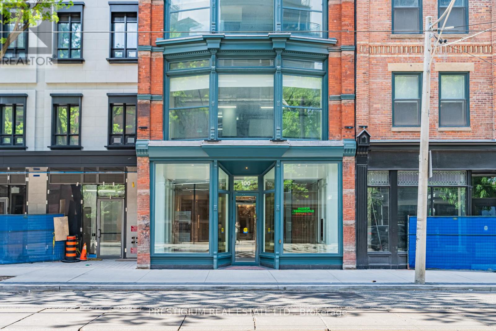 1801 - 100 Queen Street E, Toronto, Ontario  M5C 0B5 - Photo 2 - C13224518