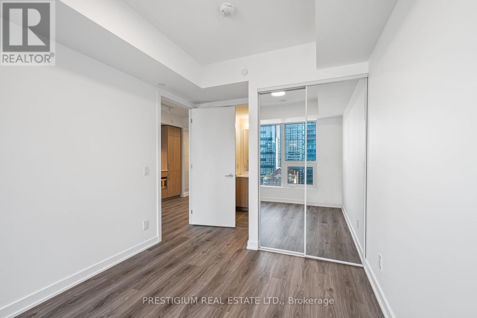 1801 - 100 Queen Street E, Toronto, Ontario  M5C 0B5 - Photo 21 - C13224518
