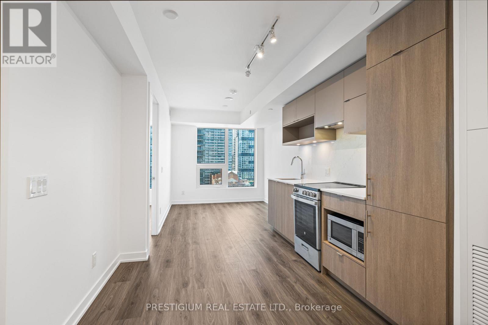 1801 - 100 Queen Street E, Toronto, Ontario  M5C 0B5 - Photo 4 - C13224518