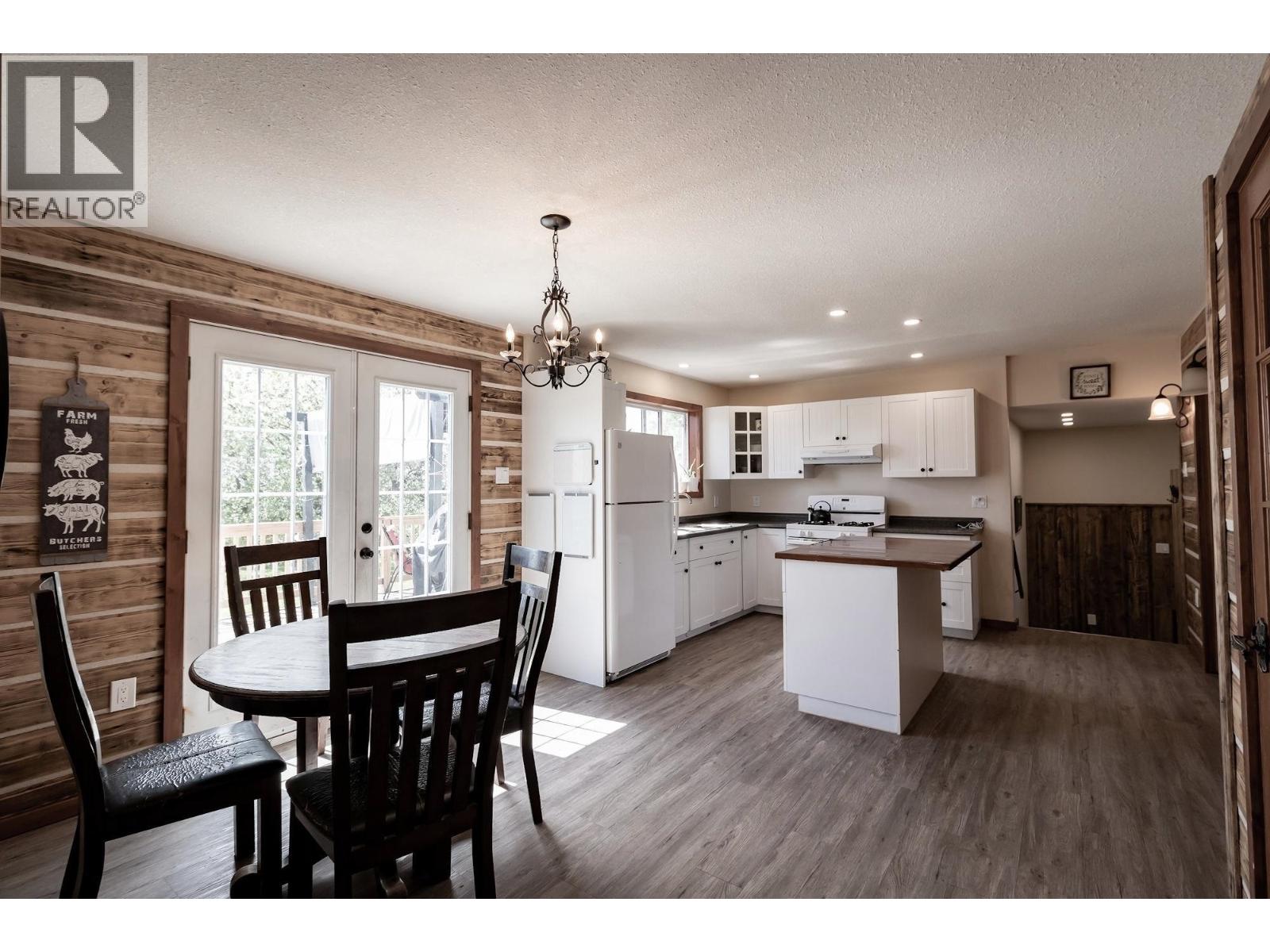 1016 240 Road, Fort St. John, British Columbia  V0C 1K0 - Photo 5 - R3130115