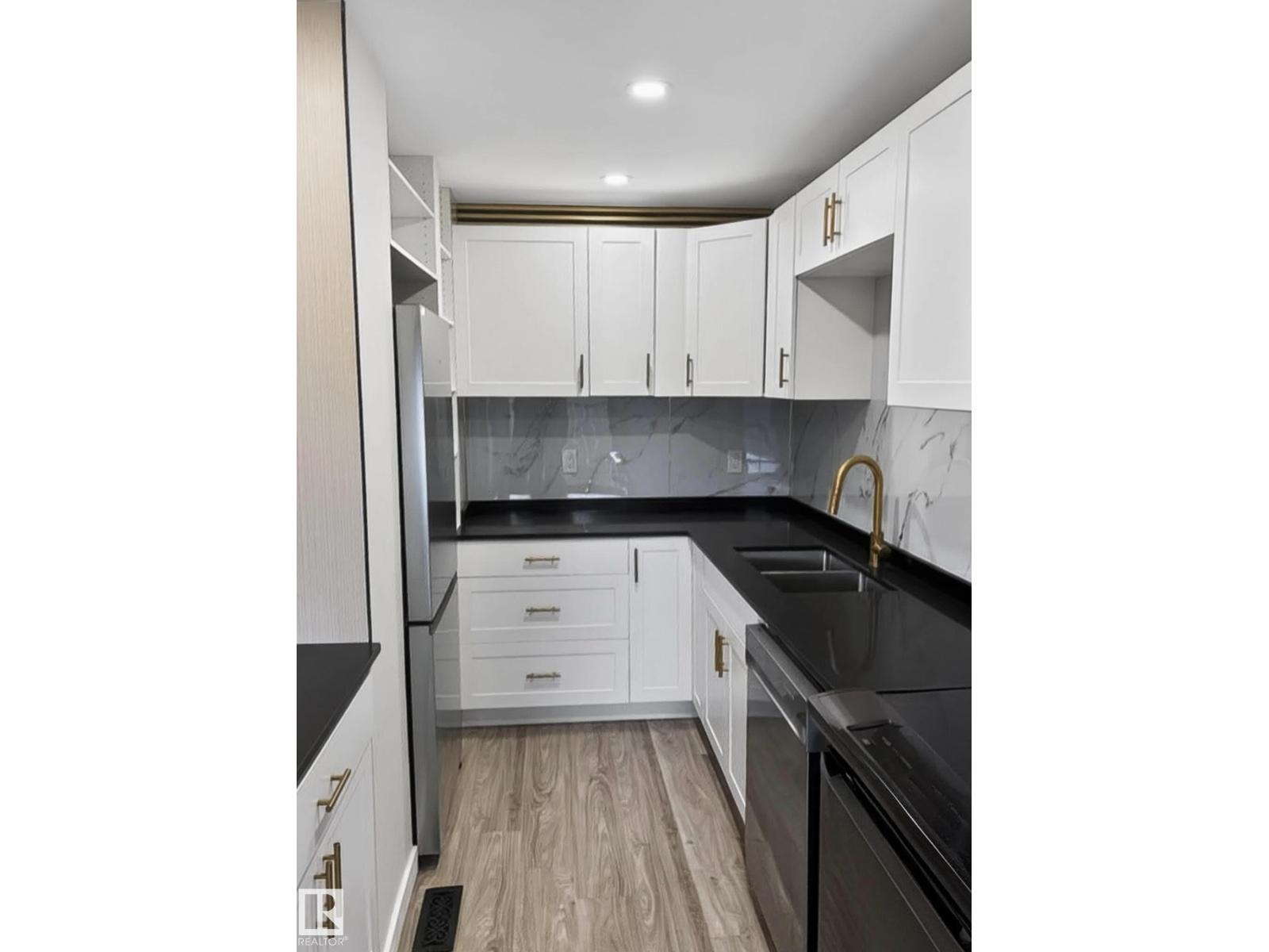 13833 24 St W Nw, Edmonton, Alberta  T5Y 1B6 - Photo 2 - E4488841