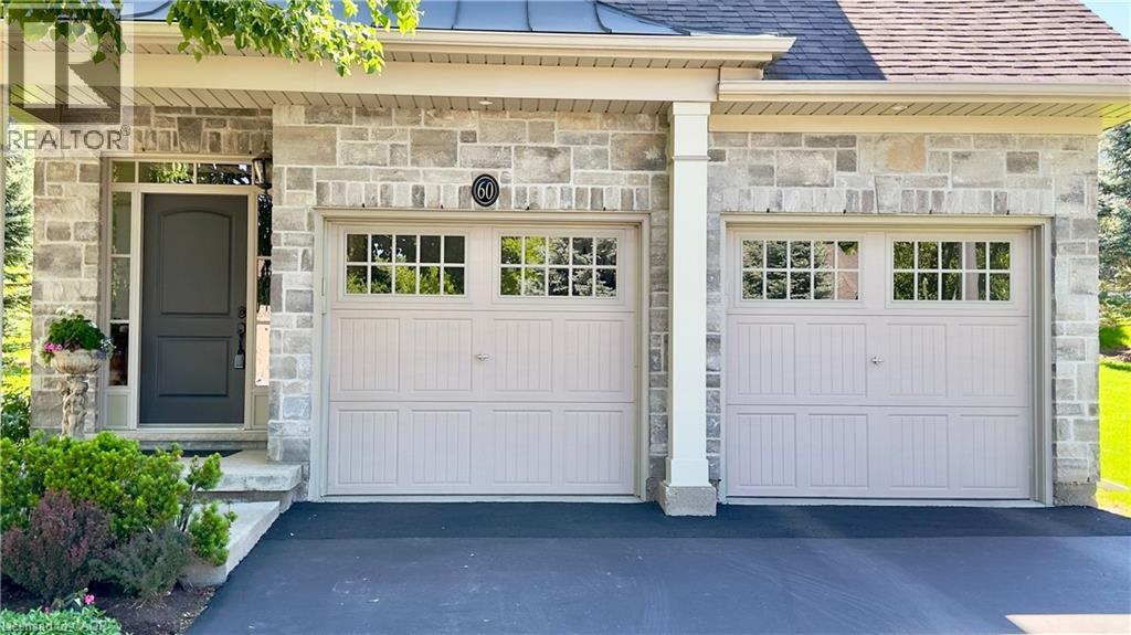 60 Mcgrath Court, Dundas, Ontario  L9H 0A5 - Photo 2 - 40827435