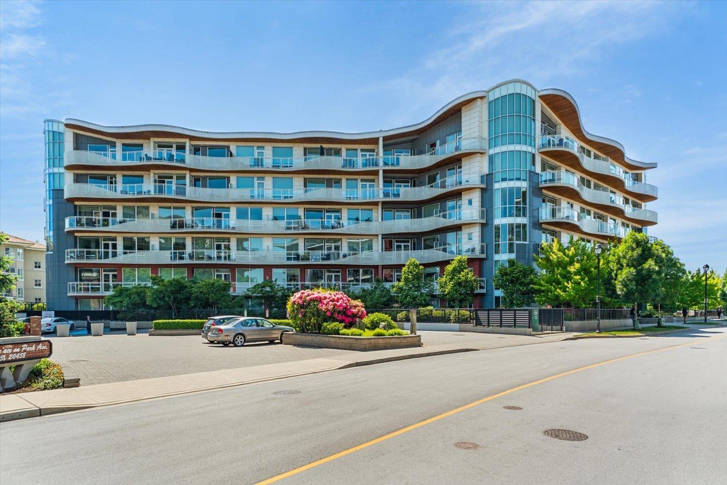 304 20416 PARK AVENUE, Langley, British Columbia