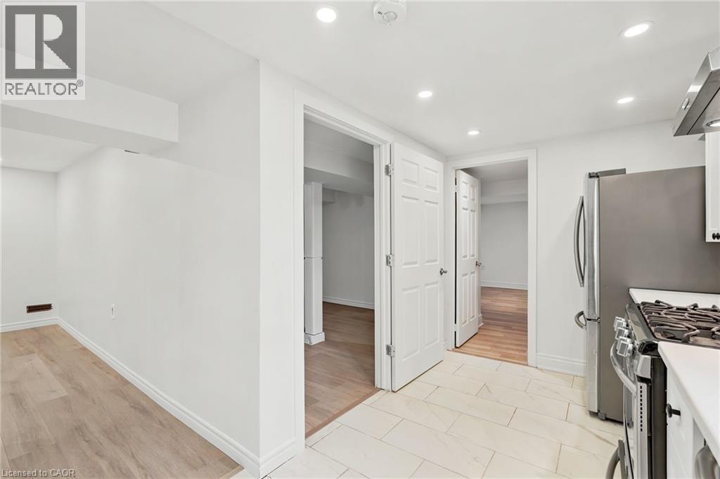 420 Elmwood Avenue Unit# Basement, Hamilton, Ontario  L9C 1T7 - Photo 6 - 40831131