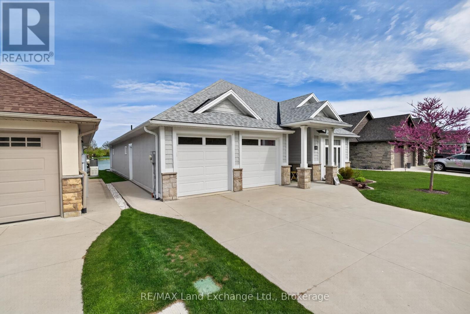 15 - 221 Carloway Trail, Huron-Kinloss, Ontario N2Z 0A4 - Photo 2 - X13224400
