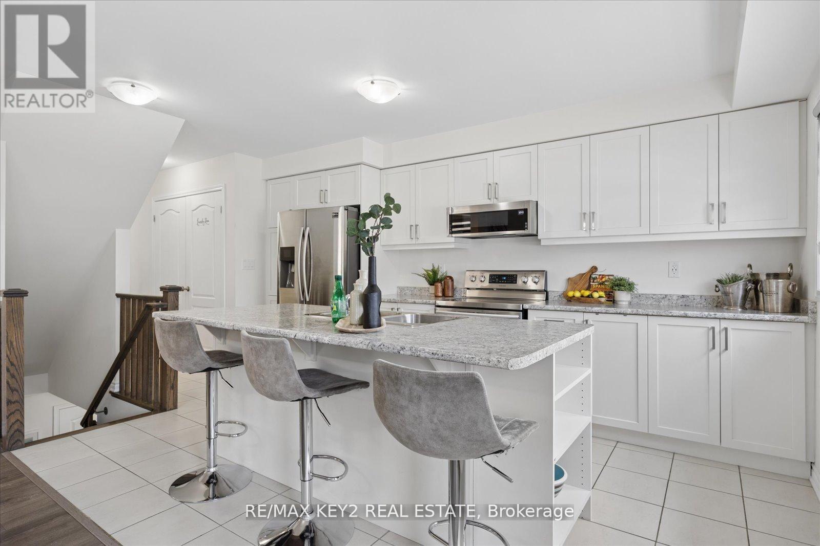 2417 Fall Harvest Crescent, Pickering, Ontario  L1X 0G1 - Photo 17 - E13224232