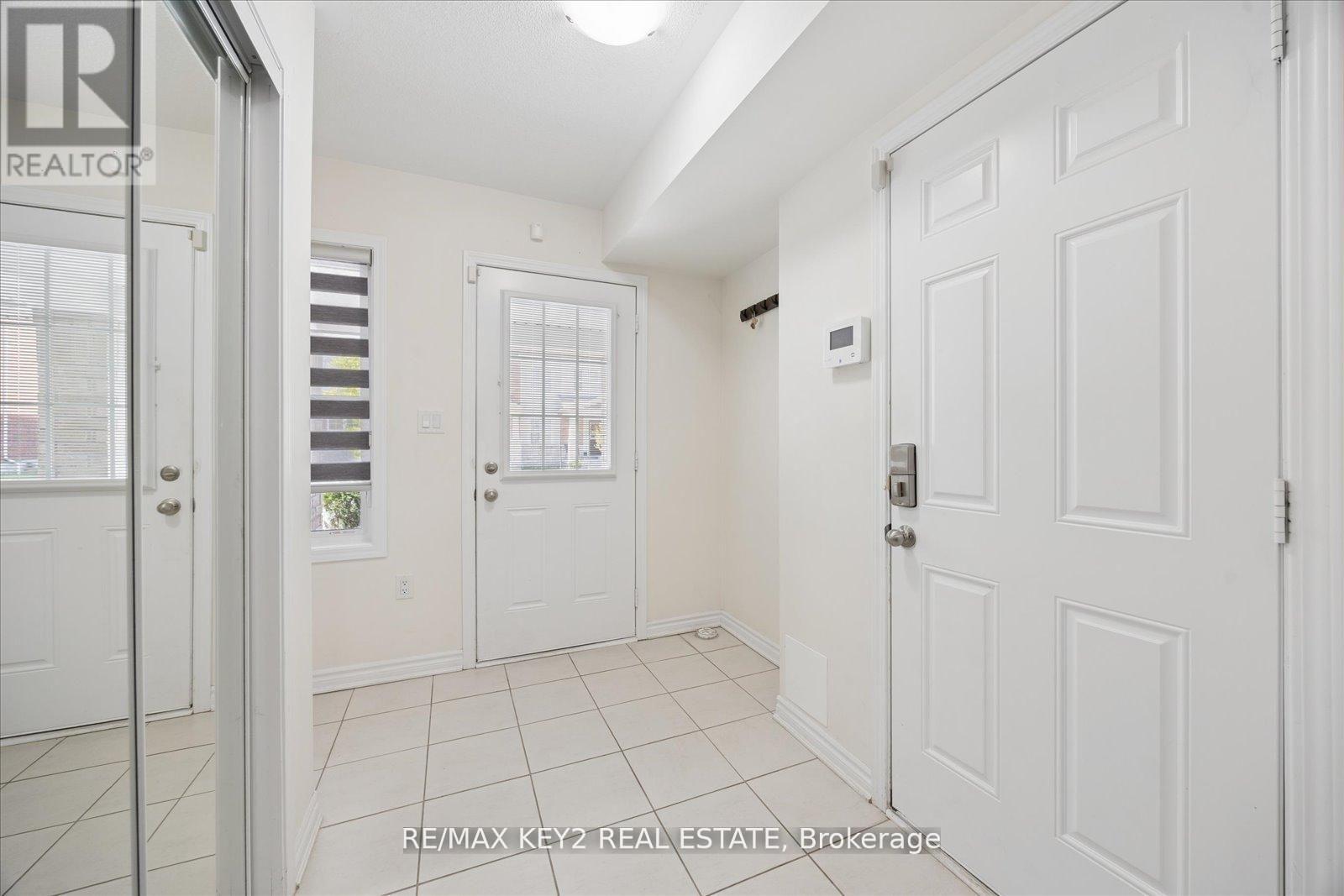 2417 Fall Harvest Crescent, Pickering, Ontario  L1X 0G1 - Photo 4 - E13224232