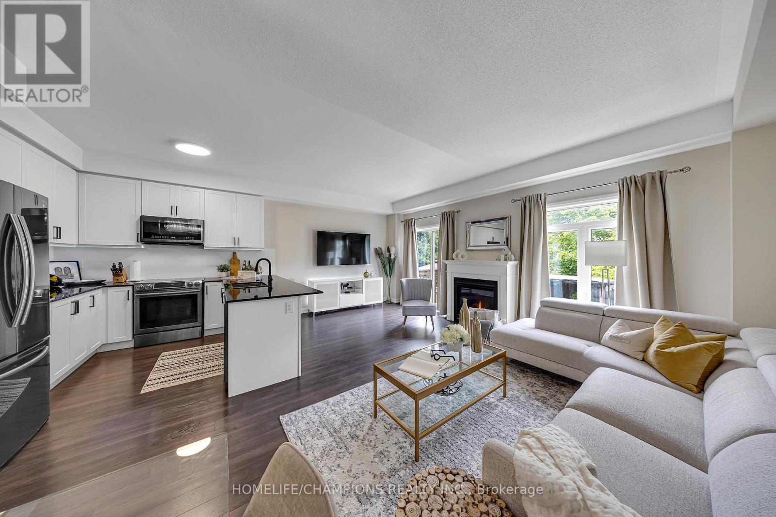38 Longshore Way, Whitby, Ontario  L1N 0M1 - Photo 5 - E13224336