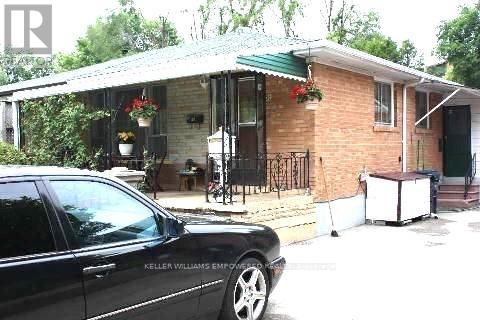36 Halsey Avenue, Toronto, Ontario M4B 1A5 - Photo 1 - E13224428