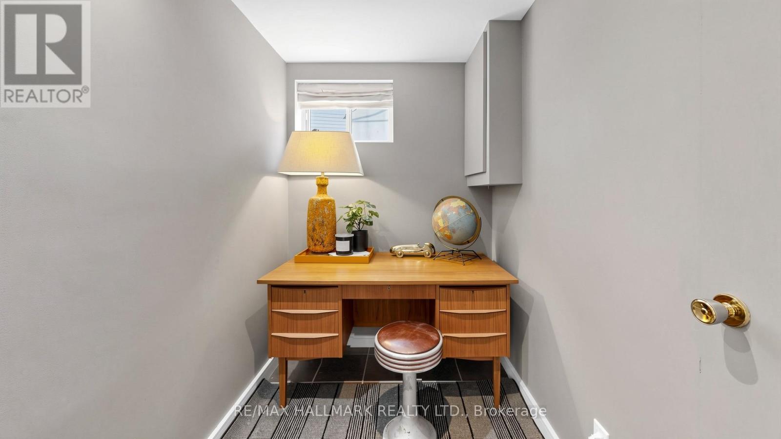 9 Squires Avenue, Toronto, Ontario  M4B 2R2 - Photo 22 - E13224464