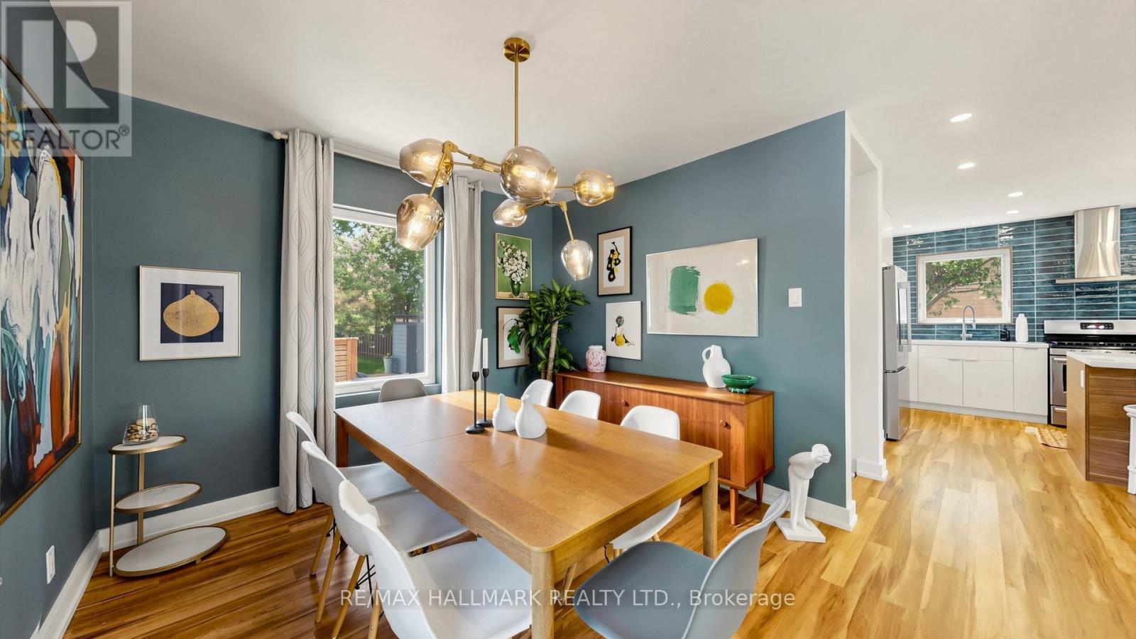 9 Squires Avenue, Toronto, Ontario  M4B 2R2 - Photo 6 - E13224464