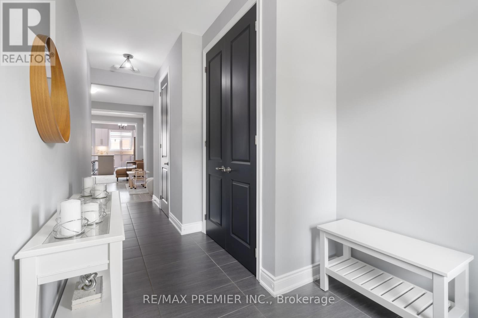 230 Cranbrook Crescent, Vaughan, Ontario  L4H 4K9 - Photo 6 - N13224276