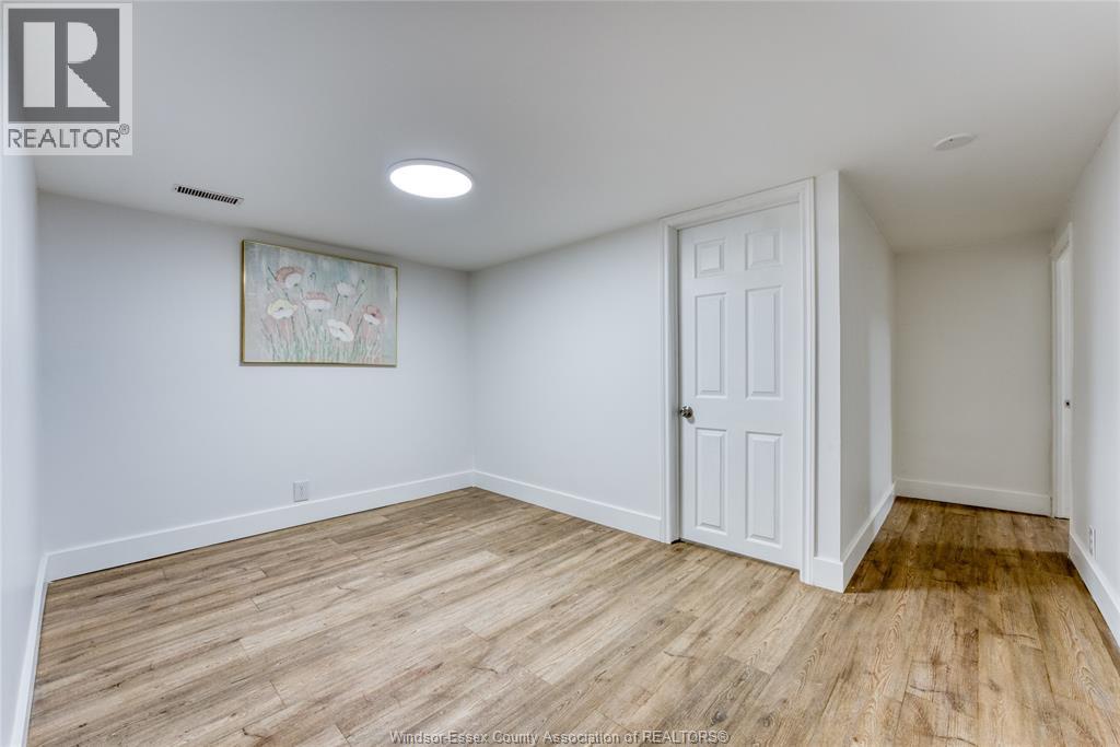 3414 Dominion Avenue, Windsor, Ontario  N9E 2N7 - Photo 32 - 26012739