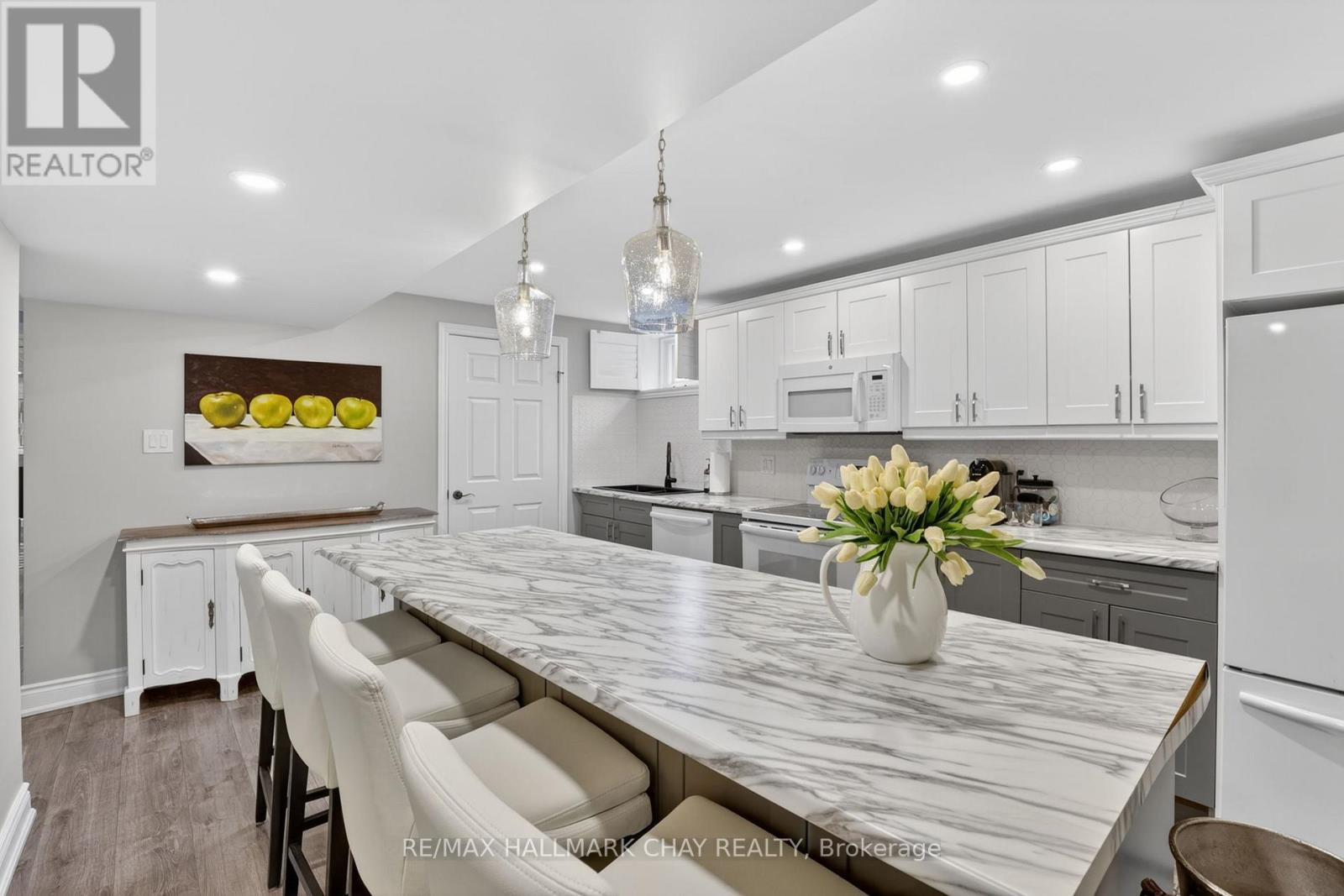 Lower Unit - 46 Essa Road, New Tecumseth, Ontario  L9R 1N6 - Photo 6 - N13224440