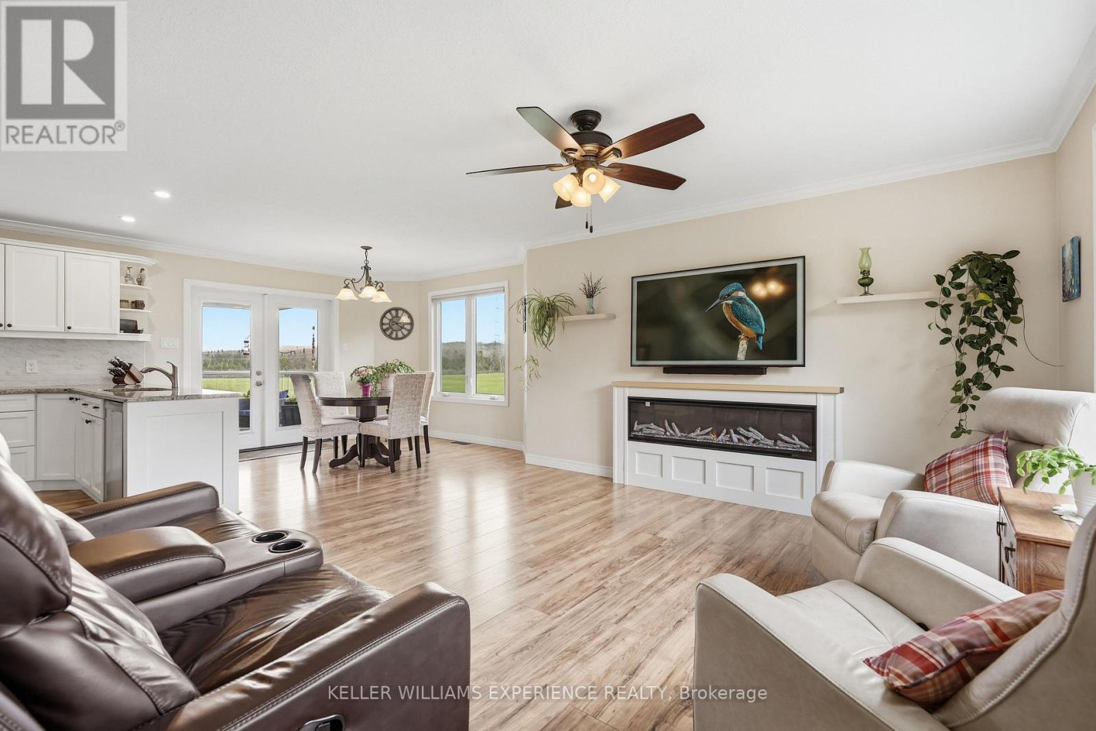 5733 Line 4 Line N, Oro-Medonte, Ontario  L4R 4K3 - Photo 6 - S13224184