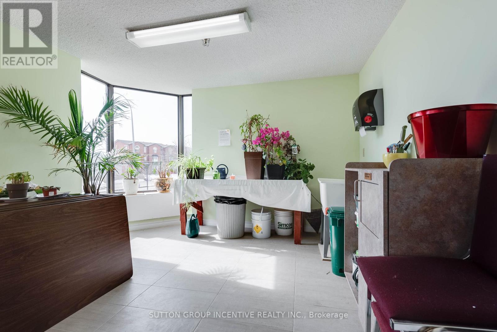 117 - 181 Collier Street, Barrie (North Shore), Ontario  L4M 5L6 - Photo 26 - S13224386