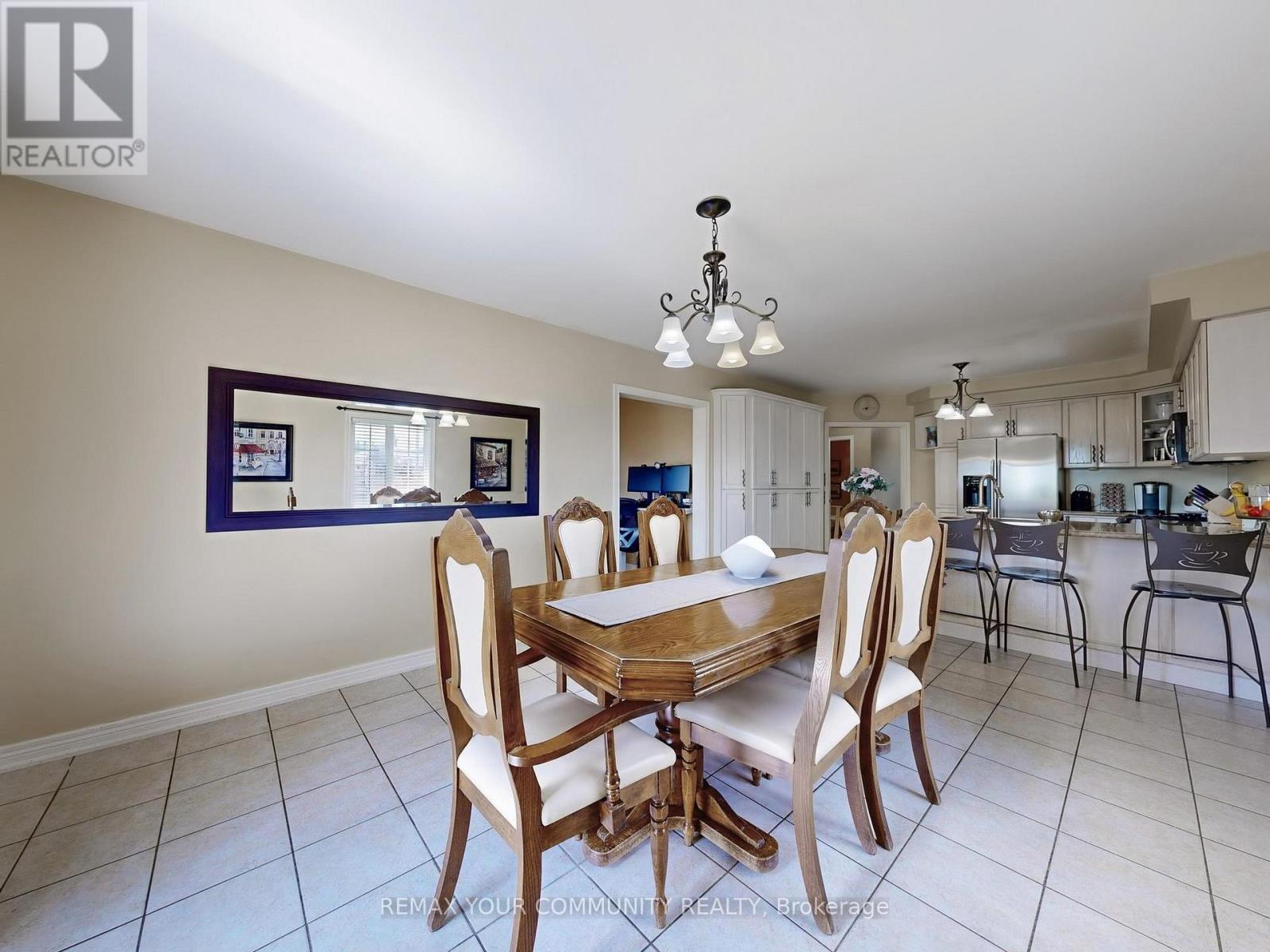 24 Cachet Hill Crescent, Vaughan, Ontario  L4H 1S6 - Photo 9 - N13146876
