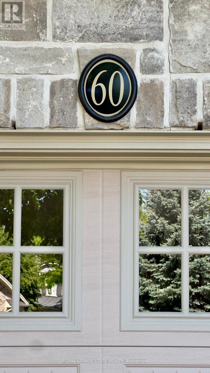60 Mcgrath Court, Hamilton, Ontario  L9H 0A5 - Photo 3 - X13170644