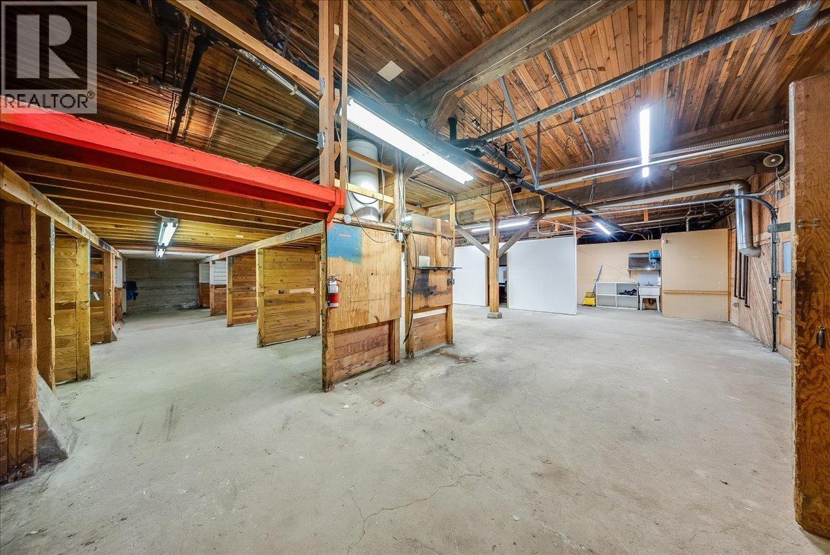 1846 First Street, Fruitvale, British Columbia V0G 1L0 - Photo 21 - 10389700