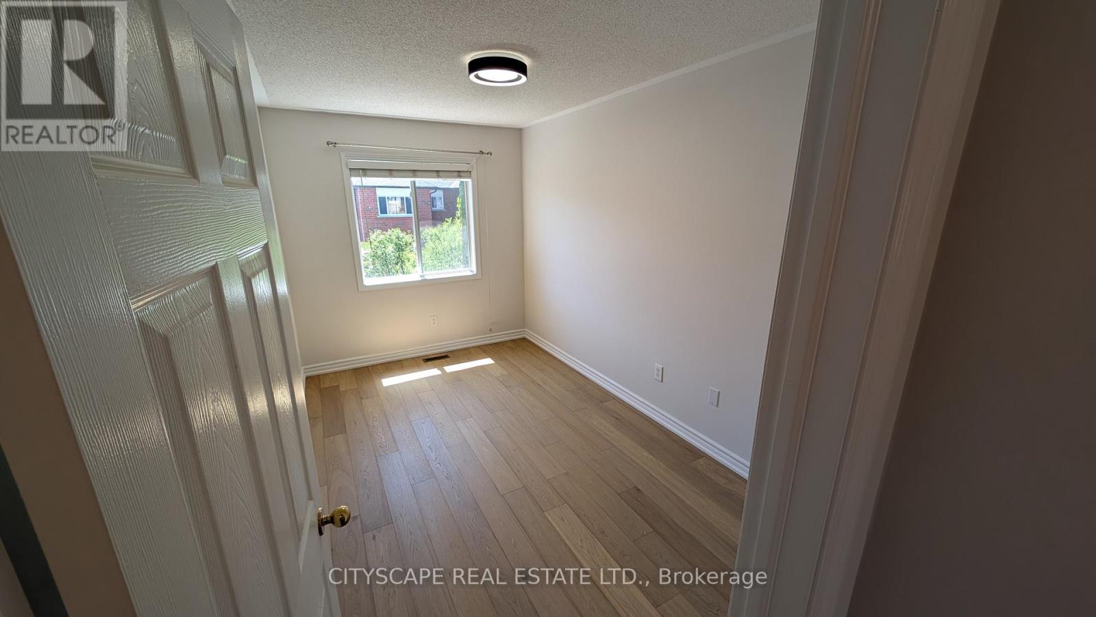 1850 Imperial Way, Burlington, Ontario  L7L 7M2 - Photo 18 - W13224304