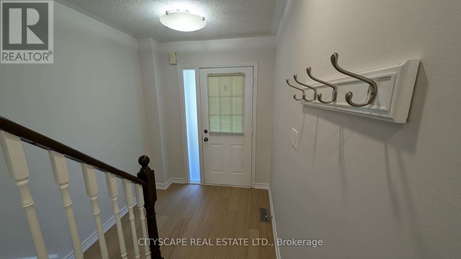 1850 Imperial Way, Burlington, Ontario  L7L 7M2 - Photo 3 - W13224304
