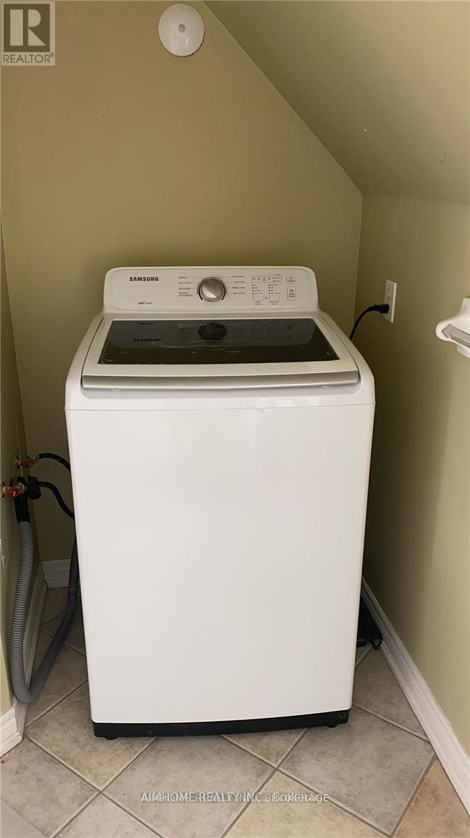 30 - 800 Dundas Street W, Mississauga, Ontario  L5C 4S9 - Photo 7 - W13224324