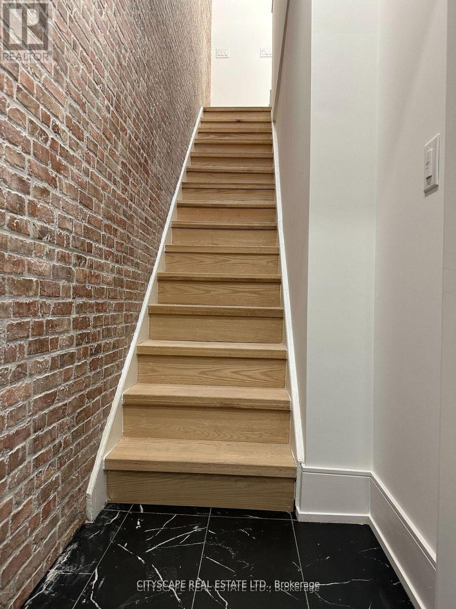 242 Christie Street, Toronto, Ontario  M6G 3B8 - Photo 13 - W13224330