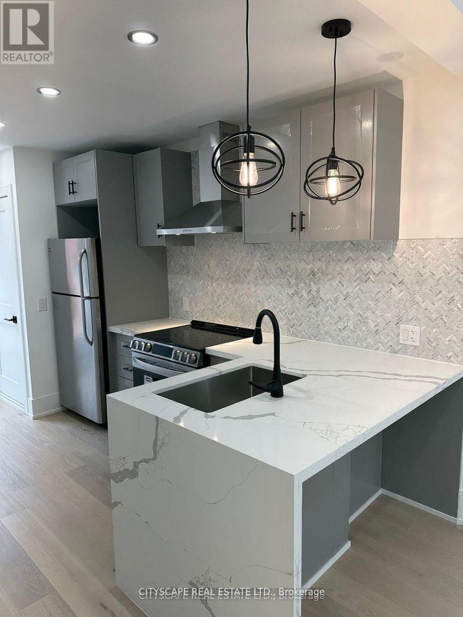 242 Christie Street, Toronto, Ontario  M6G 3B8 - Photo 2 - W13224330
