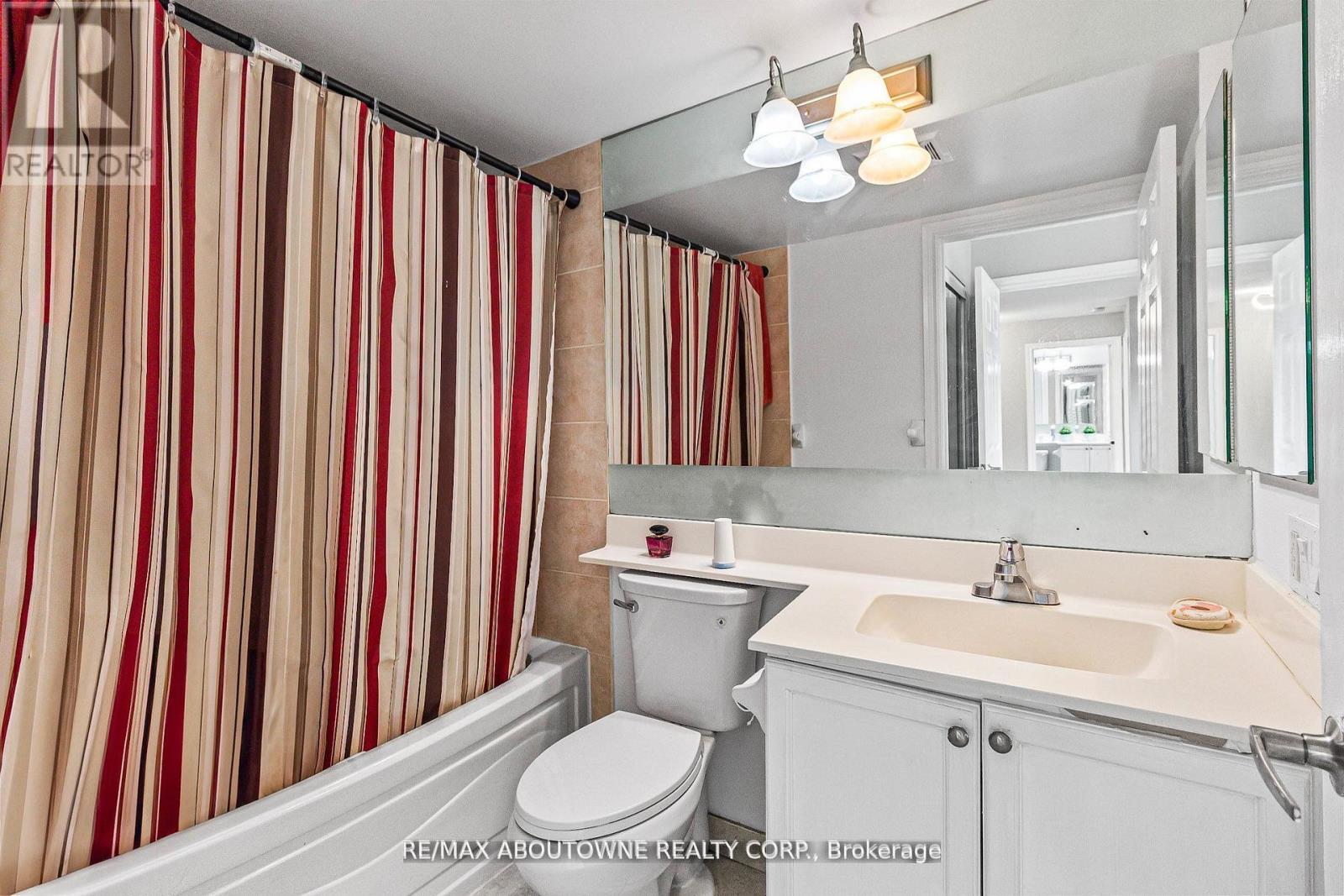 401 - 310 Burnhamthorpe Road W, Mississauga, Ontario  L5B 4P9 - Photo 23 - W13224348