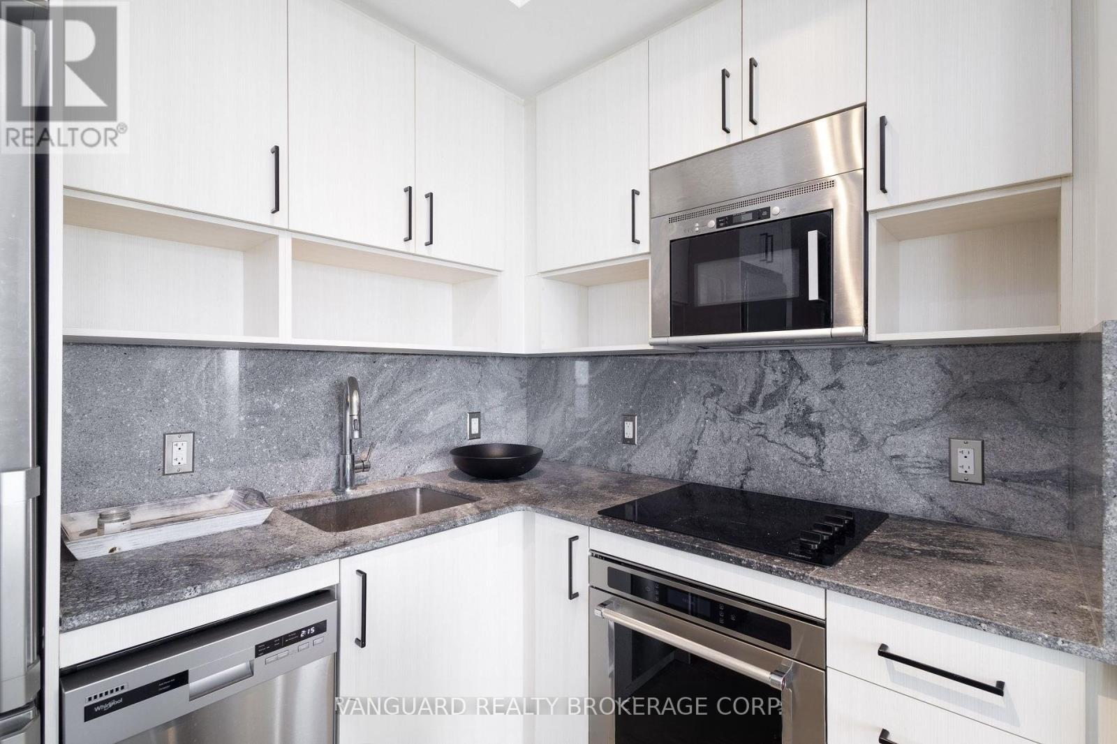 3907 - 7 Mabelle Avenue, Toronto, Ontario  M5T 0C9 - Photo 15 - W13224462