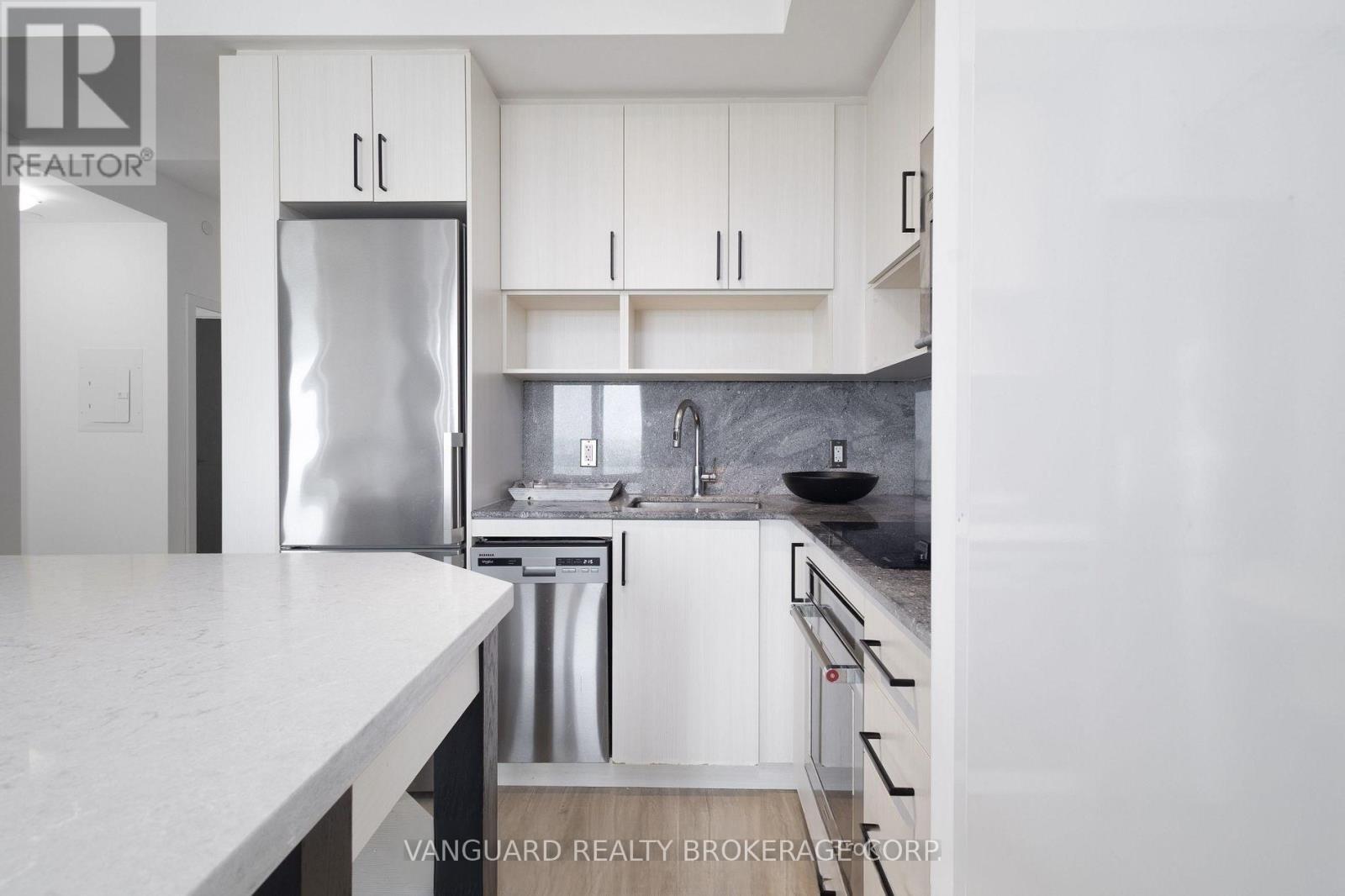 3907 - 7 Mabelle Avenue, Toronto, Ontario  M5T 0C9 - Photo 17 - W13224462