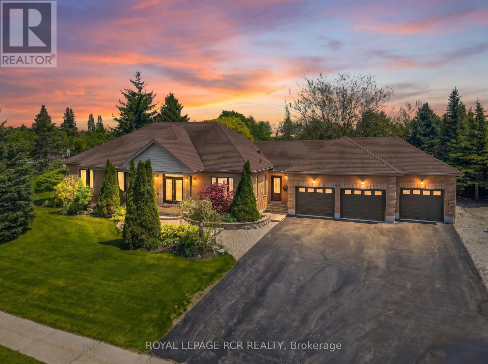 5 Massari Street, Caledon, Ontario  L7K 0B6 - Photo 4 - W13224500