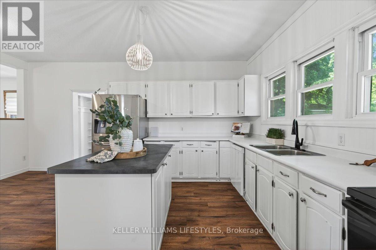 9 Elgin Street, Newbury, Ontario  N0L 1Z0 - Photo 12 - X13224686