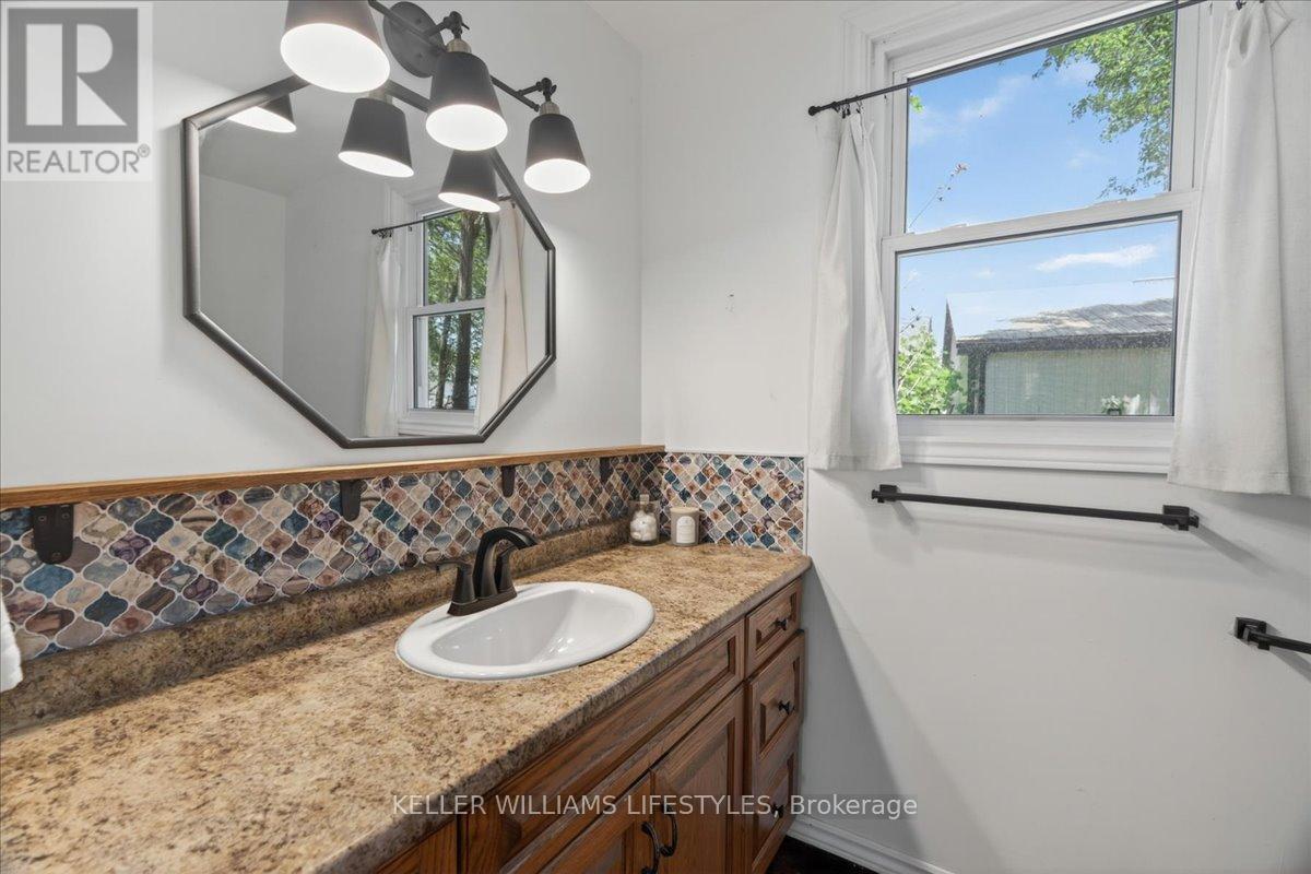9 Elgin Street, Newbury, Ontario  N0L 1Z0 - Photo 13 - X13224686