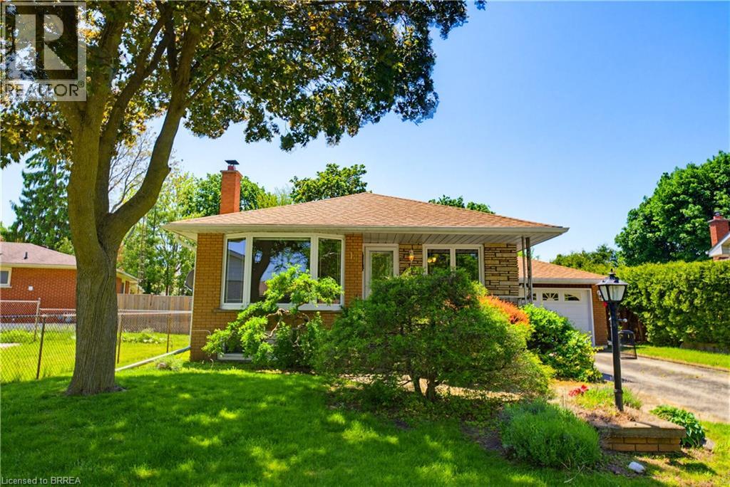 11 Marshall Street, Brantford, Ontario  N3R 3C8 - Photo 1 - 40833681