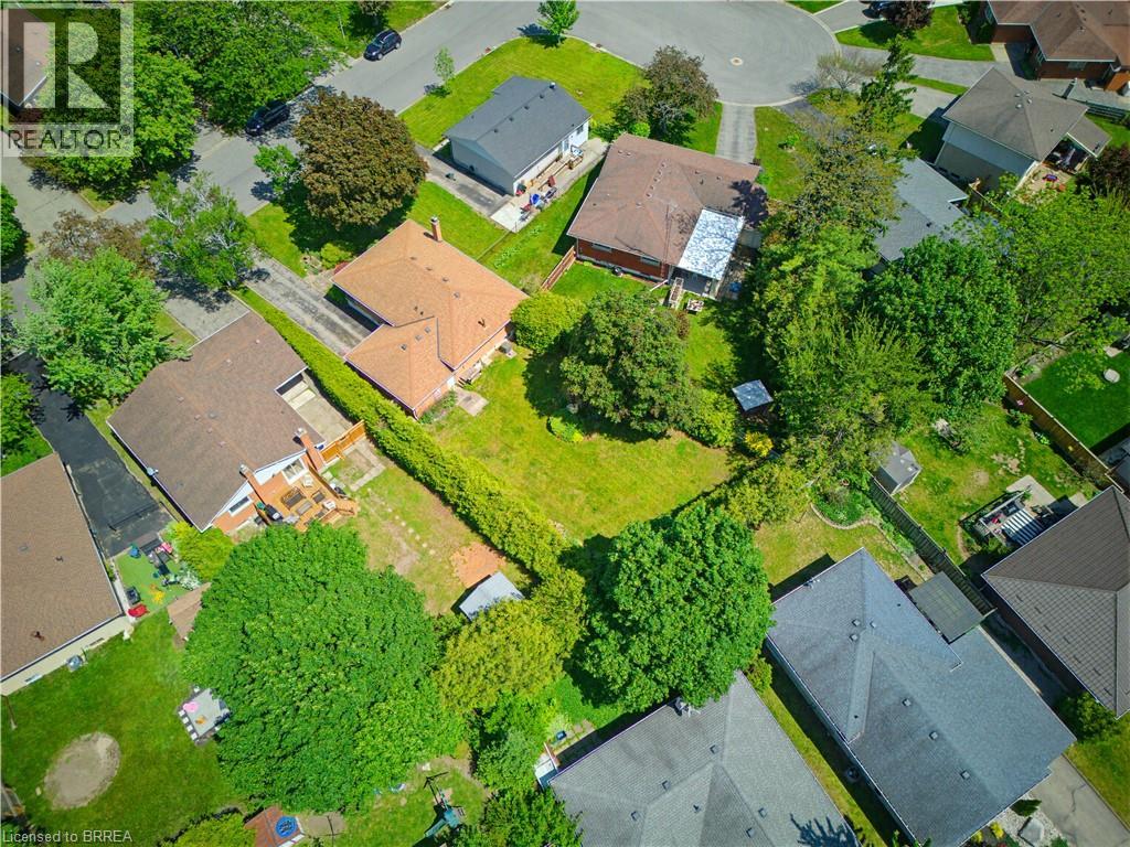 11 Marshall Street, Brantford, Ontario  N3R 3C8 - Photo 11 - 40833681