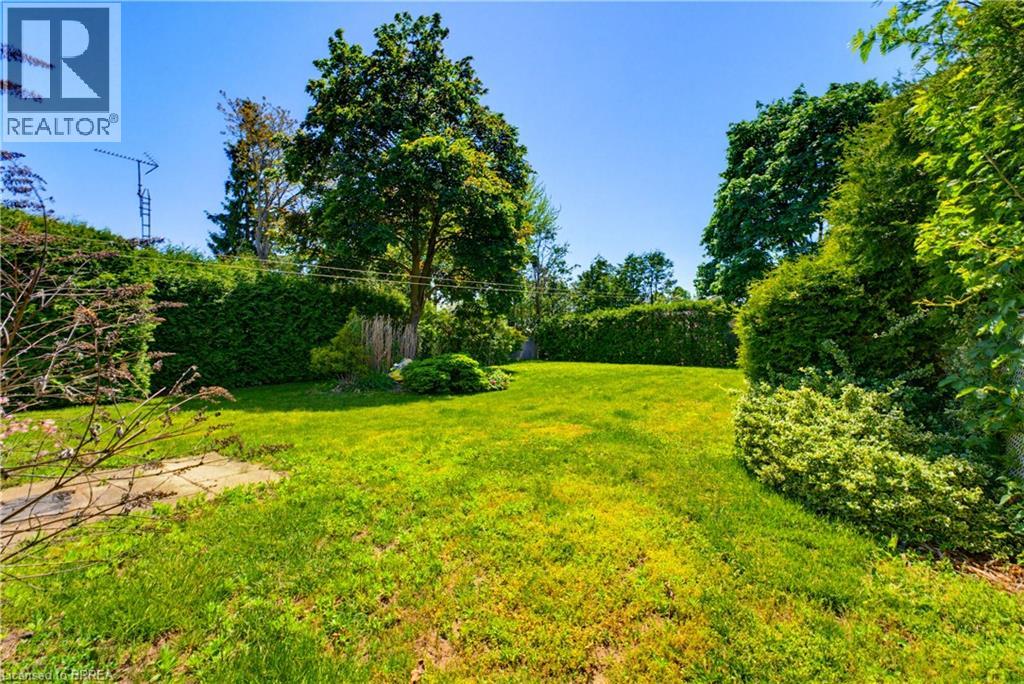 11 Marshall Street, Brantford, Ontario  N3R 3C8 - Photo 13 - 40833681