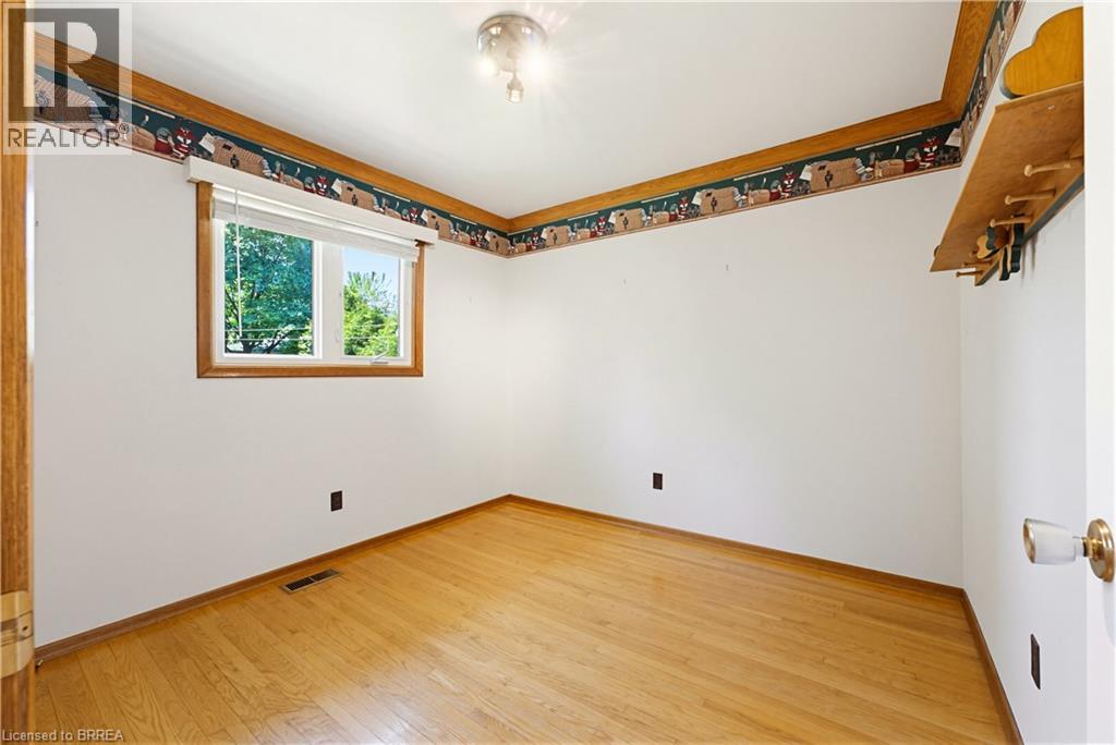 11 Marshall Street, Brantford, Ontario  N3R 3C8 - Photo 21 - 40833681