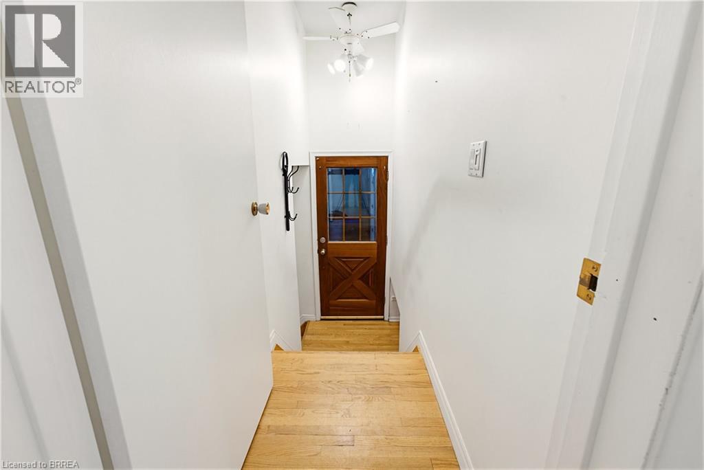 11 Marshall Street, Brantford, Ontario  N3R 3C8 - Photo 25 - 40833681