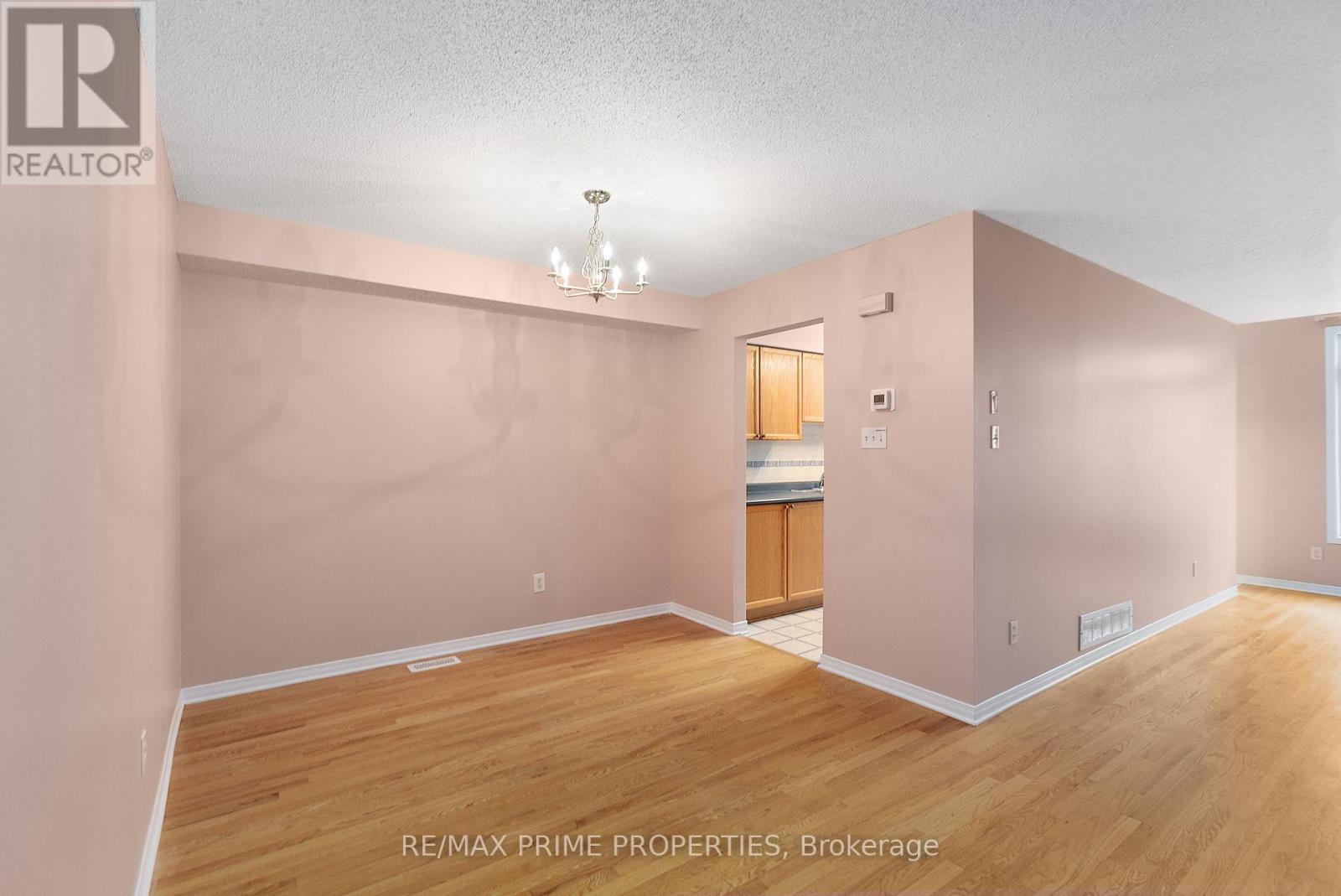 7 - 211 Station Boulevard, Ottawa, Ontario K1G 6P2 - Photo 4 - X13224554