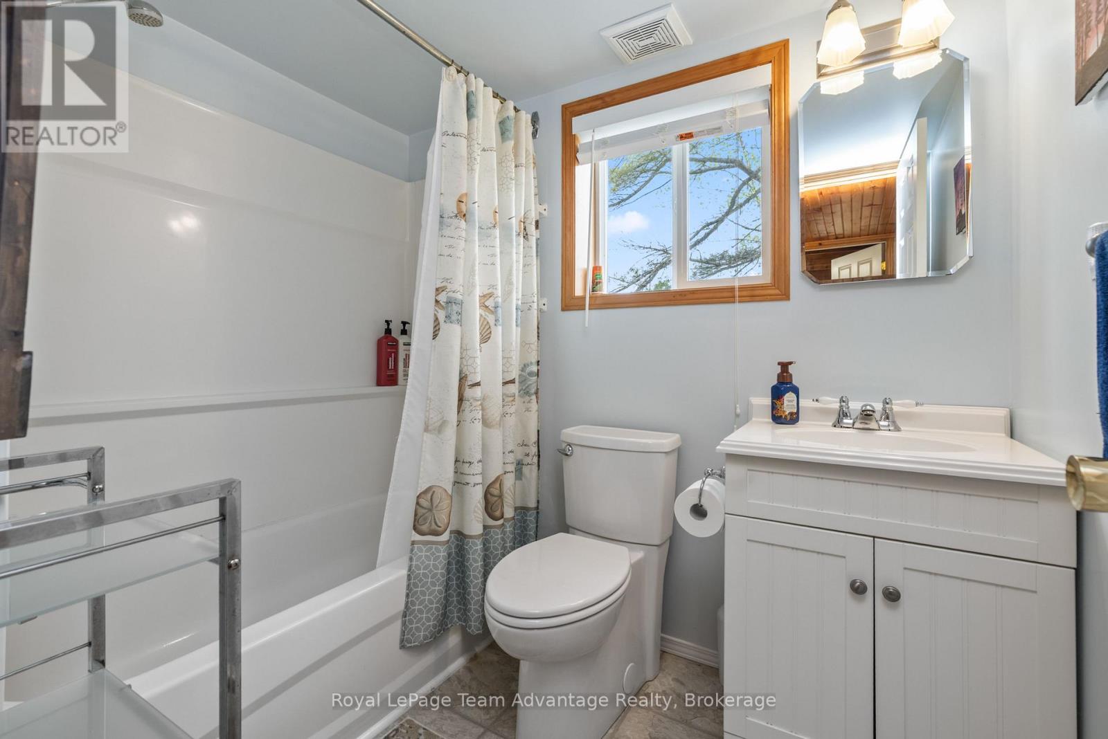 2420 Riverside Drive, Parry Sound Remote Area (Henvey), Ontario  P0G 1A0 - Photo 23 - X13224424