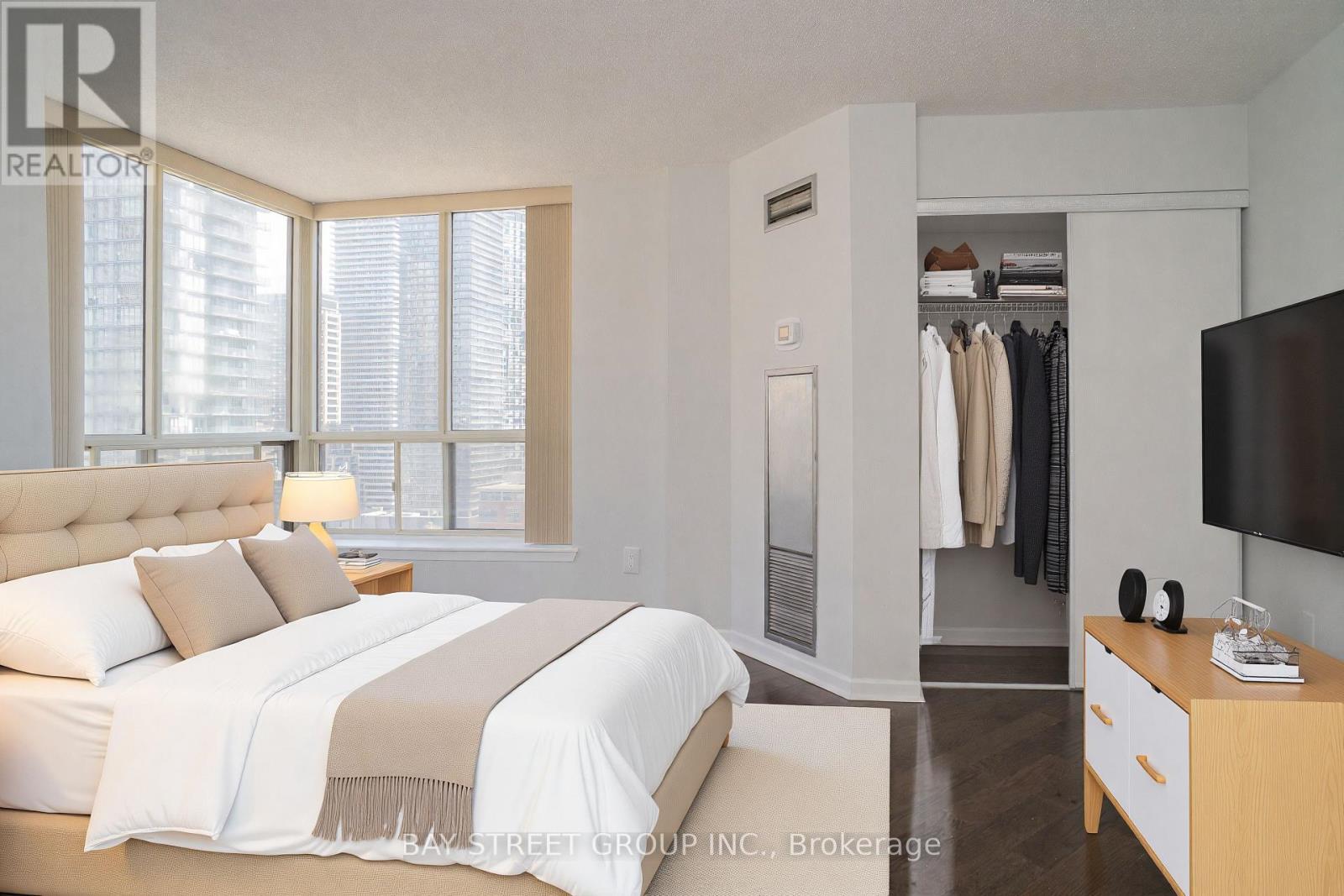 2006 - 44 St Joseph Street E, Toronto, Ontario  M4Y 2W4 - Photo 12 - C13224556