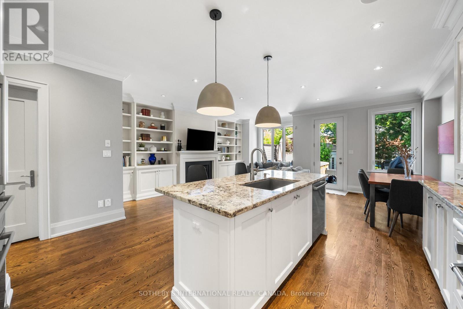 200 Donlea Drive, Toronto, Ontario  M4G 2M9 - Photo 16 - C13224592