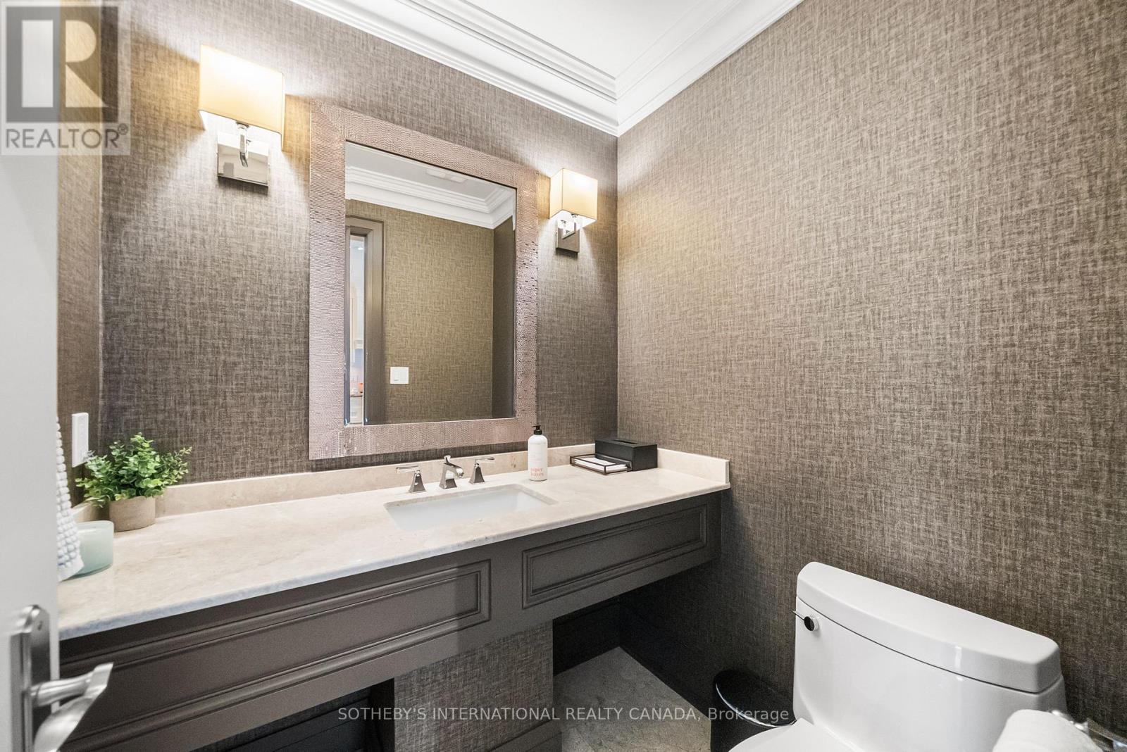 200 Donlea Drive, Toronto, Ontario  M4G 2M9 - Photo 17 - C13224592