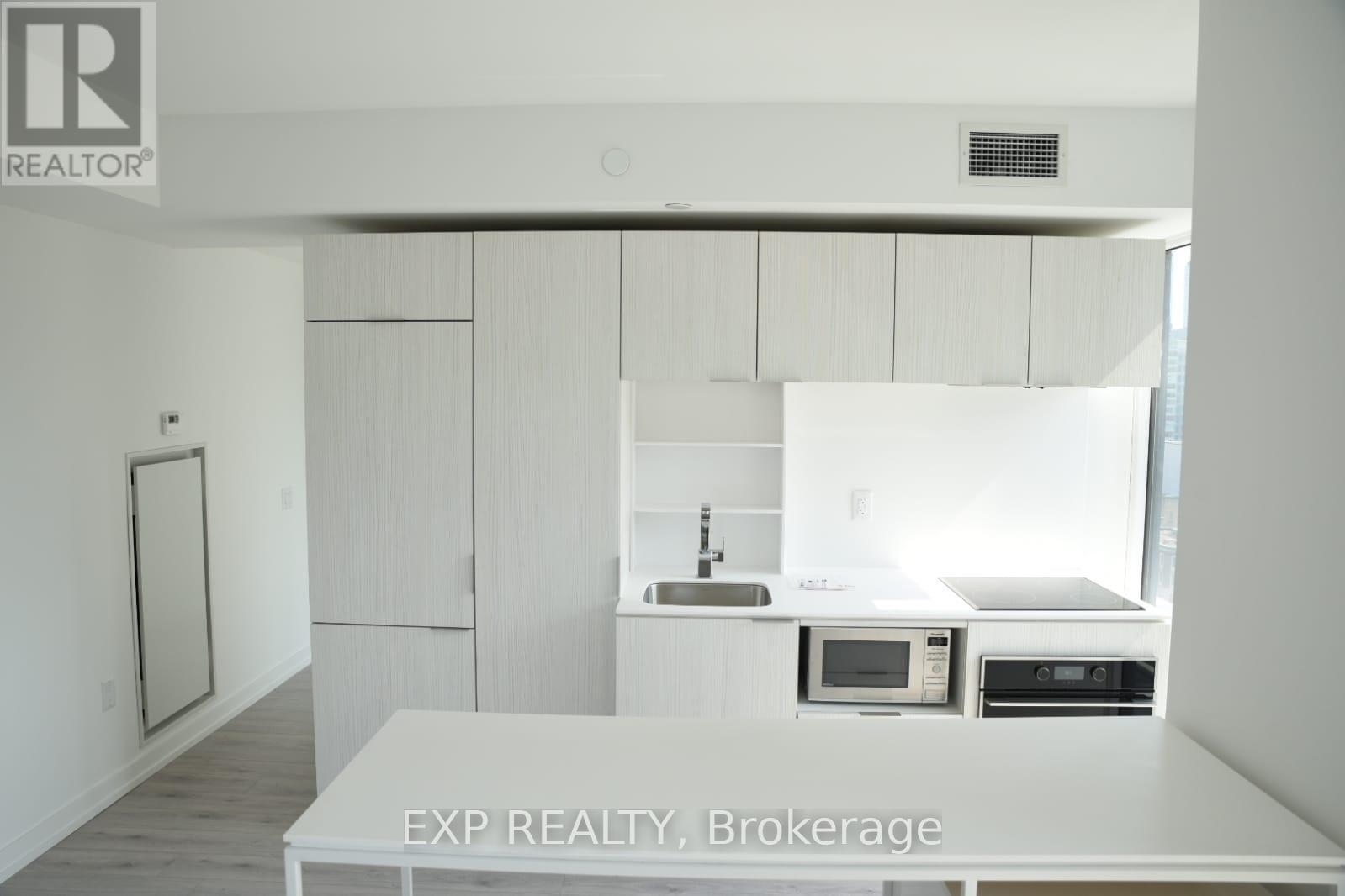 1813 - 77 Shuter Street, Toronto, Ontario  M5B 0B8 - Photo 5 - C13224598