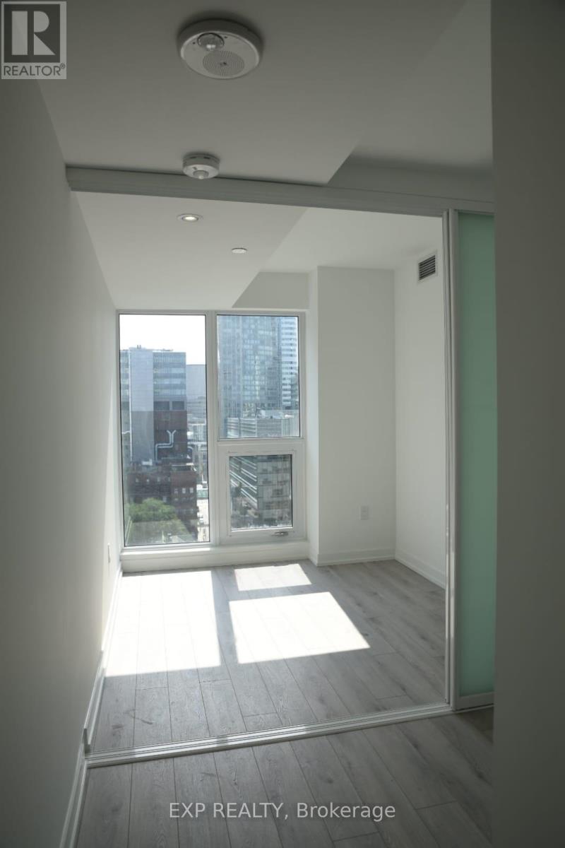 1813 - 77 Shuter Street, Toronto, Ontario  M5B 0B8 - Photo 6 - C13224598