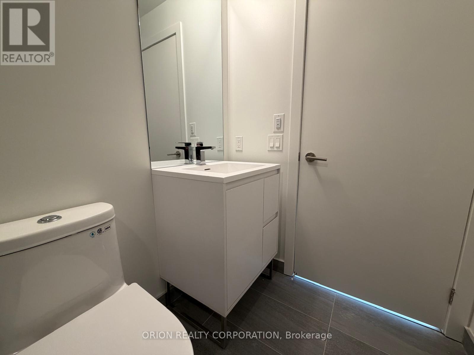 2514 - 1 Quarrington Lane, Toronto, Ontario  M3C 0S4 - Photo 12 - C13224620