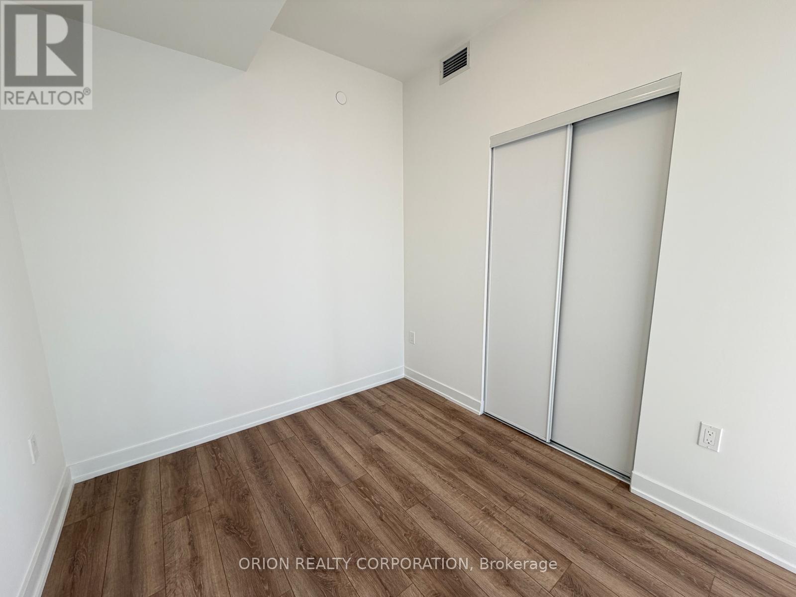 2514 - 1 Quarrington Lane, Toronto, Ontario  M3C 0S4 - Photo 9 - C13224620
